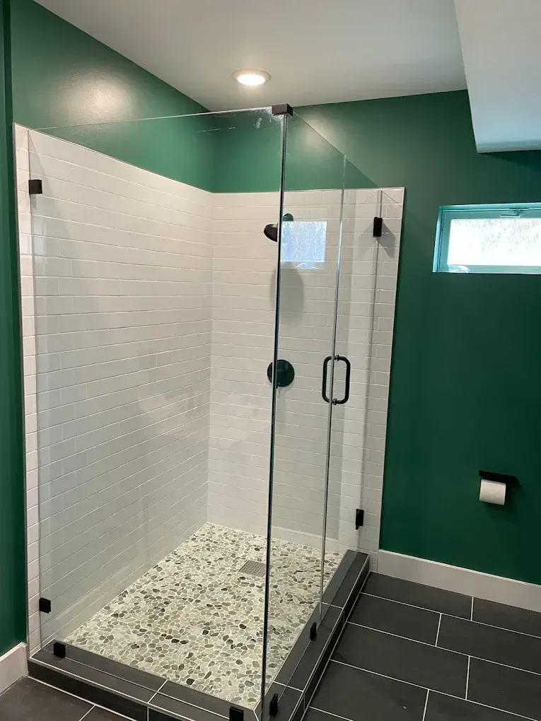 Glass Shower Enclosures service photo